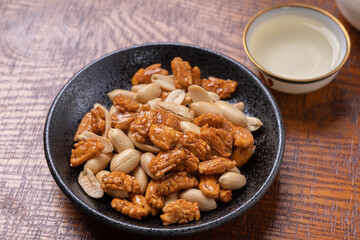 小粒あられピーナッツ