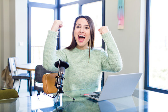 VERABSCHEUEN visual data 7