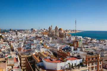 Obraz premium View from Torre Tavira tower to Cadiz Cathedral, Spain