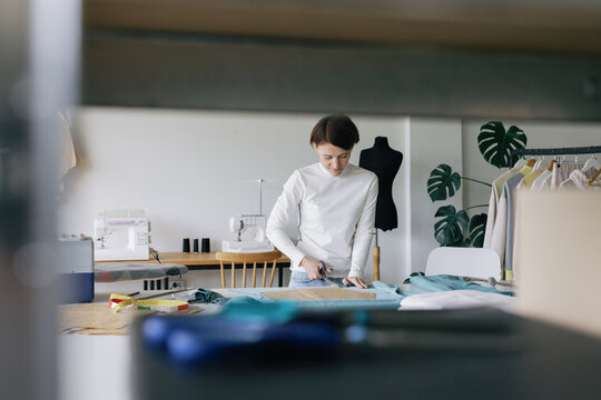 Tailoring dressmaker owner atelier fashion manufacture creativity 