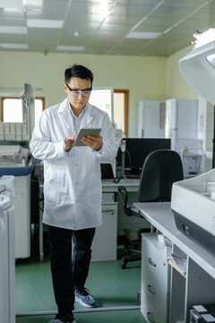 Investigator science gadget workspace laboratory job 