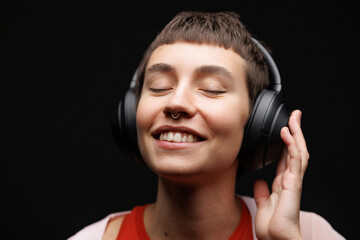 music recreation fun pastime earphones audio