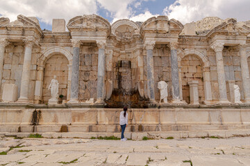 Obraz premium Sagalassos ancient city in Burdur city, Most of the buildings of this city, which was the capital of Pisidia in ancient Greece, have survived, at least partially.