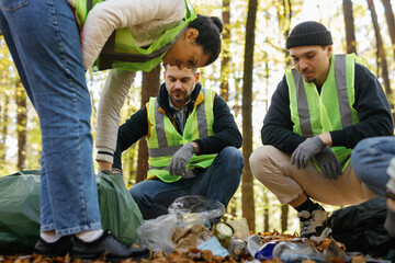 Ecology garbage park scavenge team volunteer issue 
