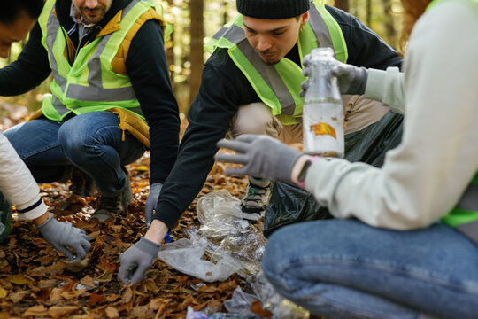 Environmental volunteer trash Earth day group recycle 