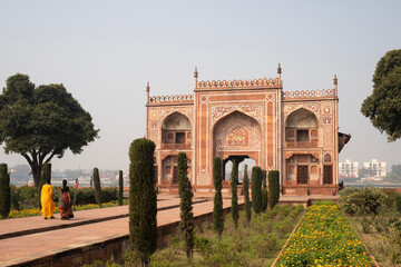 Entrance gate to the Tomb of I'timād-ud-Daulah, or the "Baby Taj", in Agra, India