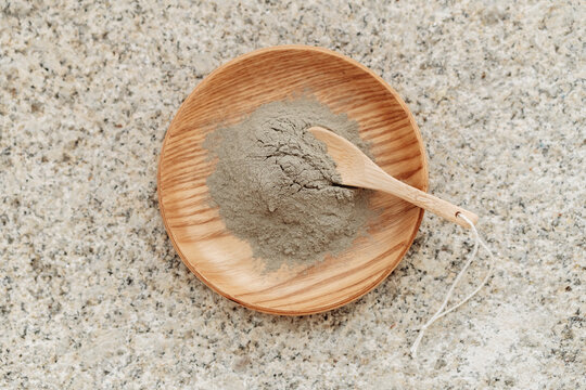 Grey clay powder