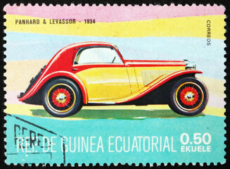 Postage stamp Equatorial Guinea 1977 Panhard and Levassor, vintage car