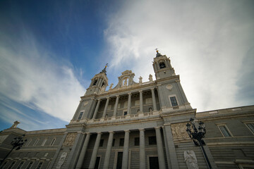 Fototapeta na wymiar Exterior shot of the Almudena Cathedral in Madrid, Spain