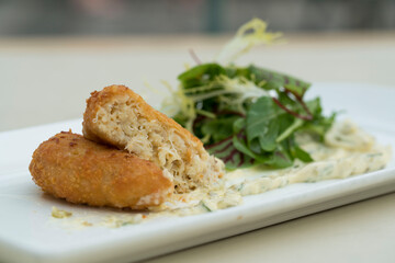 Crab Cake Dinner Plate