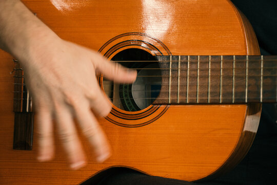 Classical Guitar in Action