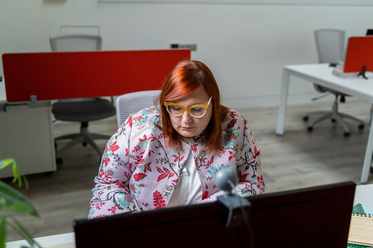 Business woman at office