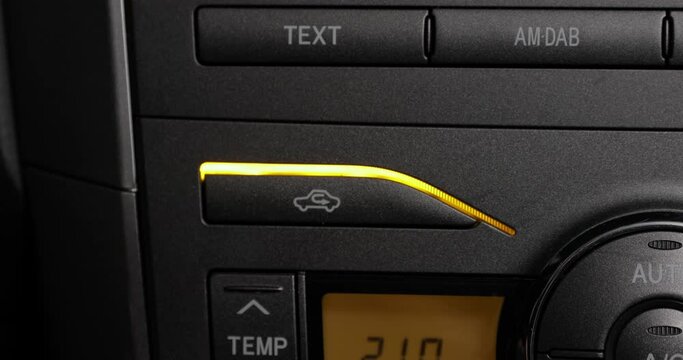 Turning on internal recirculation in a car