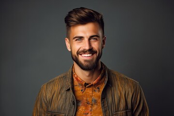 Obraz premium Portrait a cool man smiling confident ai generate