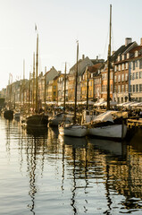 Nyhavn Kanal im Abendlicht, Nyhavn, Kopenhagen, Dänemark