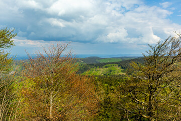 Erste Schritte auf dem Rennsteig zwischen Hörschel und Blankenstein im schönen Frühling - Thüringen - Deutschland