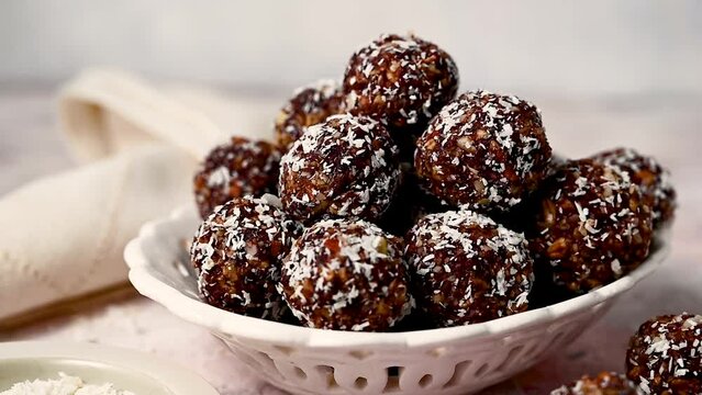 Oatmeal protein energy balls. No cook energy bites with nuts, dried fruits and peanut butter.