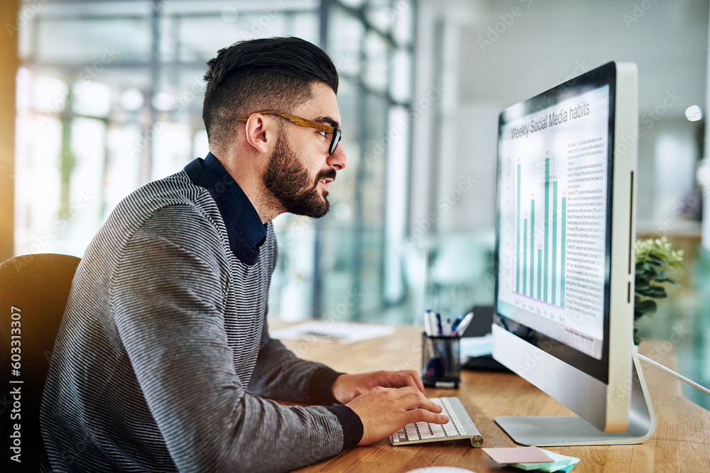 Poster Business man, computer and chart on desktop using data analytics for SEO research at office desk. Male entrepreneur person typing on pc for information technology, infographics and graph statistics