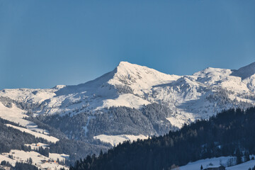 Obraz premium snow covered mountains in the austrian alps