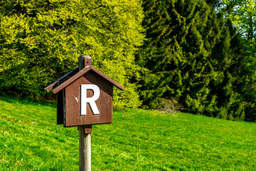 Erste Schritte auf dem Rennsteig zwischen Hörschel und Blankenstein im schönen Frühling -...