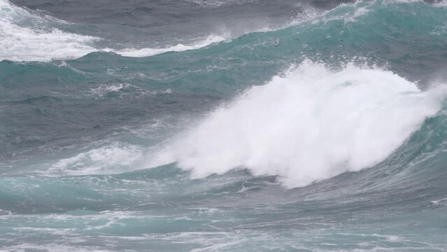 Rough ocean scenery in the Caribbean - Super Slow Motion 4K 120fps