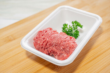 パックに入った挽肉
