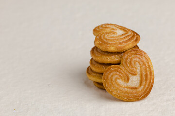 heart shaped cookies	
