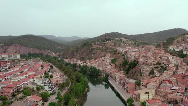 Village and forest farmhouse suria Manresa