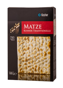 Packing Matze Kosher Traditionelle on a transparent background. Isolated object