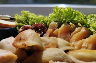 fried dumplings with 001