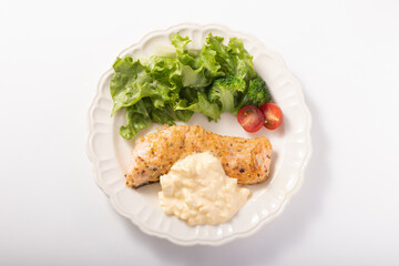 サーモンのバジル　パン粉焼き