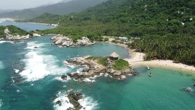 The stunning coastline of Tayrona National Park, Colombia!
