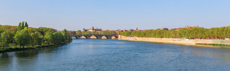 Fototapeta na wymiar Panoramic view of Toulouse city and Garonne river. France, Europe