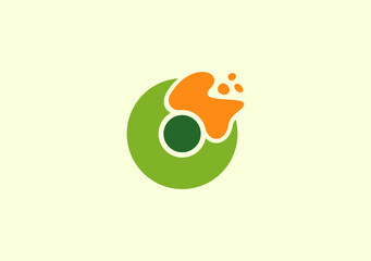 Fresh C letter circle with splash style