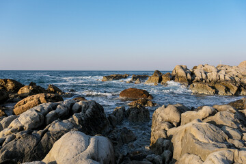 輪島岬の景勝地である鴨ヶ浦の海岸