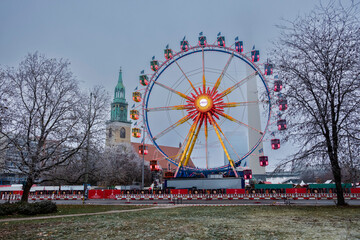 Riesenrad am Alexanderplatz, Berlin, Deutschland