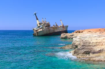  Old Edro III shipwreck near the coast - Paphos, Cyprus. Beautiful view of the bay on a sunny day. © Tula L