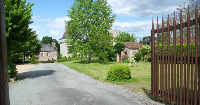 A view of the nice village of Aubigné-sur-Layon.
