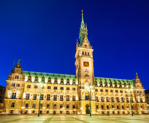 Fototapeta na wymiar Hamburg City Hall or Rathaus