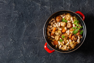 french cassoulet of chicken, sausages, white beans