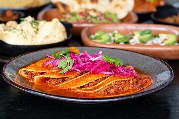 enchiladas de cochinita