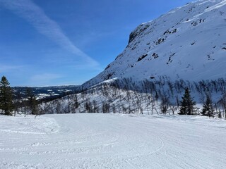 Hemsedal Winter Sko slopes Wonderful Norway - obrazy, fototapety, plakaty