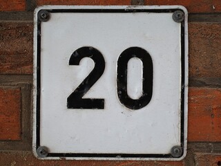 Nummer Zahl Ziffer 20 für Geburtstag oder Jubiläum