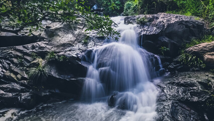 a Lin Yuen Terrace Falls, hong kong