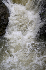 Fiume in piena | alluvione