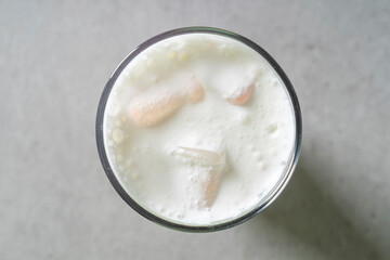 Americano Korean food dish Chocolate Rubin cookies Plain scone ㅍan almond croissant Lemon Skull Pound Basque Cheesecake pistachio madeleine Homemade tiramisu Green grape, ade Strawberry, latte Choco