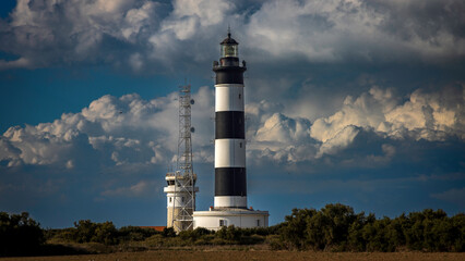 Ile d'Oléron, le phare de Chassiron © Akela