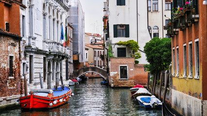 Fototapeta na wymiar View of the from the bridge, Venice, Italy