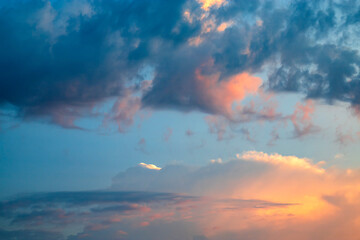 Fototapeta na wymiar Sunrise sky for background or sunset sky and cloud at morning.