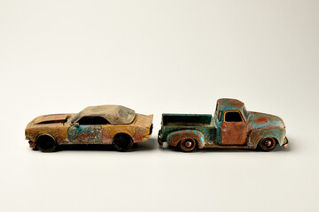 maquetas de choches envejecidos y oxidados para juegos y decoración 